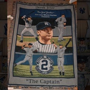 DEREK “THE CAPTAIN” JETER WOVEN RUG